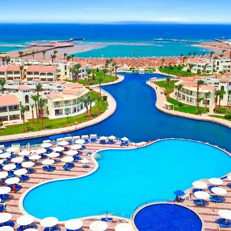 Pickalbatros Dana Beach Resort - Aqua Park-3