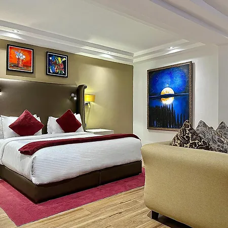 Victoria Crown Plaza Hotel-3