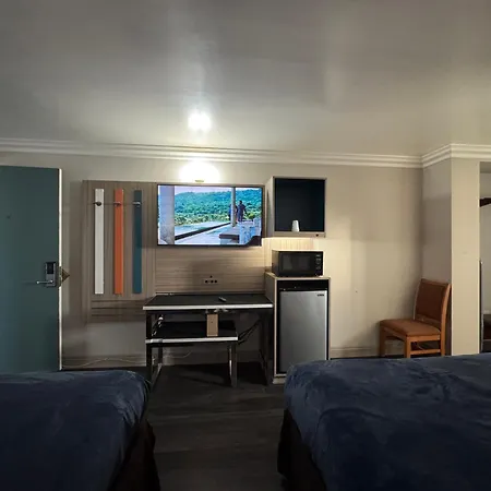 Rodeway Inn Ventura Midtown-2