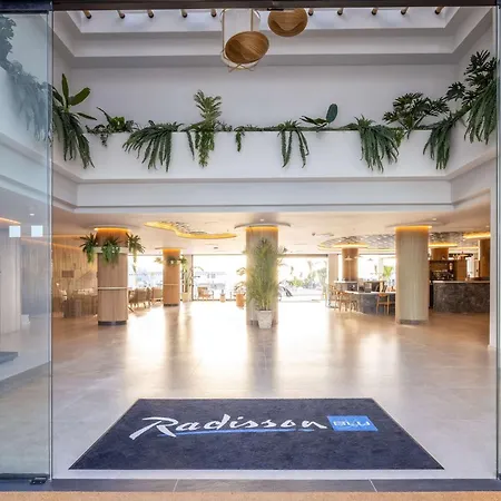 Radisson Blu Resort, Lanzarote Adults Only-3
