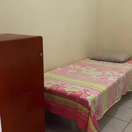 Pousada e Alojamento Engenho de Itaguaí-3