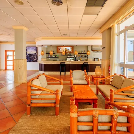 Nuramar Aparthotel-2