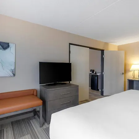 Comfort Inn & Suites Boulder-3