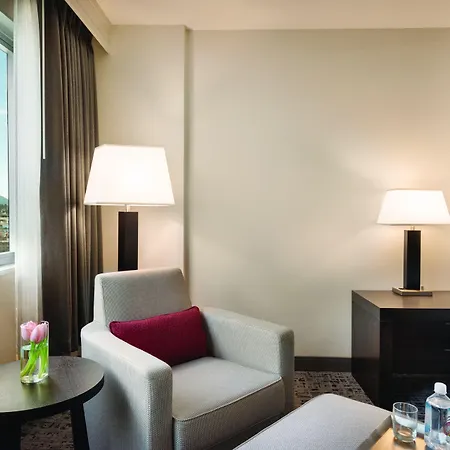 Radisson Hotel Vancouver Airport-2