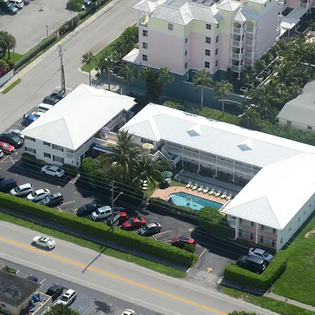 Carriage House Resort-2