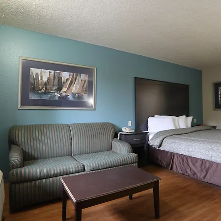 Red Roof Inn Panama City Beach-3