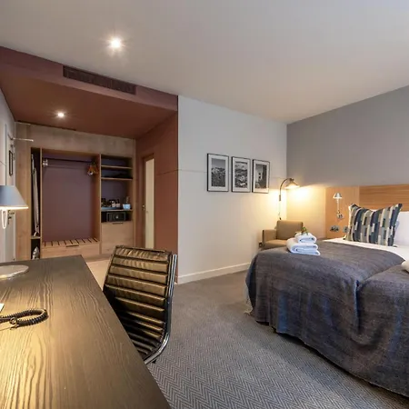 Apex City Of Edinburgh Hotel-3