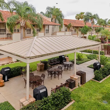 Clarion Inn & Suites At Sharyland Plantation-3