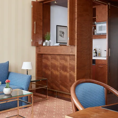 Living Hotel Kanzler-2