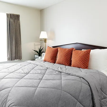 Intown Suites Extended Stay Clarksville Tn-3