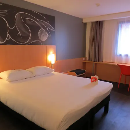 Ibis Soissons-2