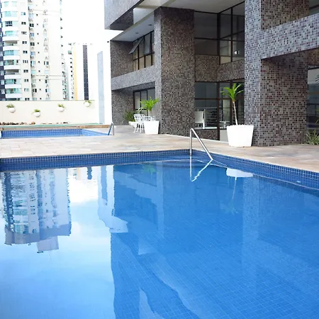 Stay - Apartamentos, Studios E Quartos - 400M Da Praia Central-2