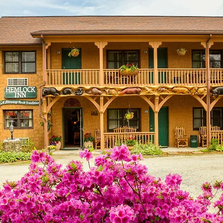 Hemlock Inn-3