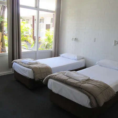 Park Beach Hotel Motel-2