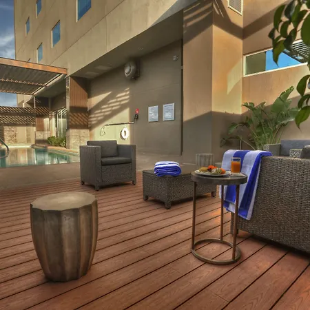 Holiday Inn Express & Suites Mexicali By Ihg-3