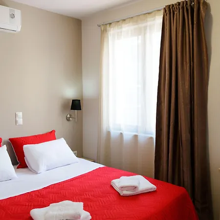 Lux Hotel 5 Mins Walk From Port Of Piraeus And Metro Station-2