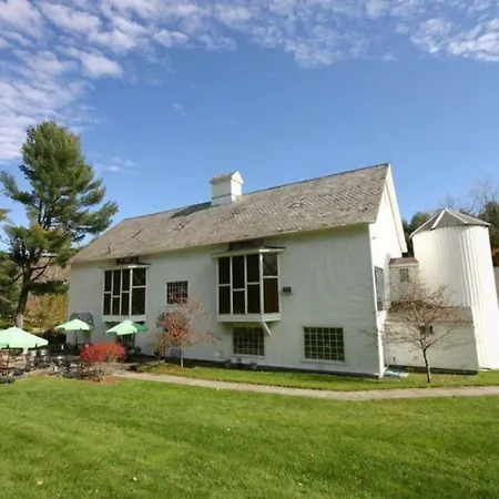 1896 House Country Inn - Barnside Inn-2