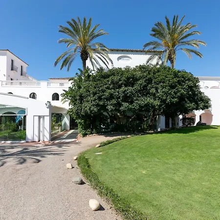 Phi Hotel Sighientu-3