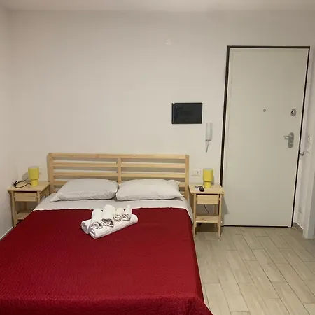 Mercede Rooms-2
