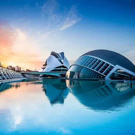 Apartamentos Ciudad De Las Artes Y Las Ciencias-2