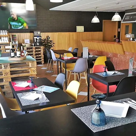 Hotel Ibis Leiria Fatima-3