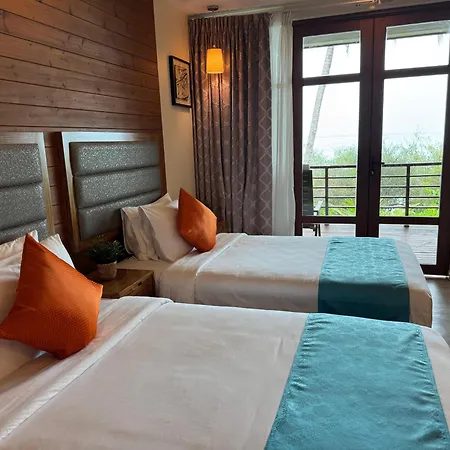 Pearl Sands Of Maldives-2