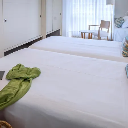 Monica Hotel-3