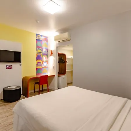 Ibis Styles Balneario Camboriu - 1 Quadra Do Mar-3