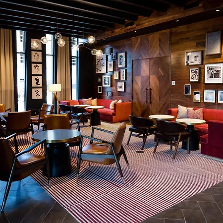 Cambria Hotel Boston Somerville-2