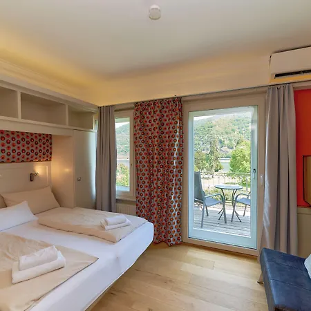Rhein Hotel Bacharach-3
