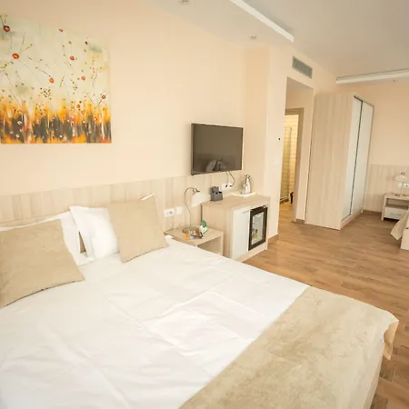 Hotel Mar Garni-2