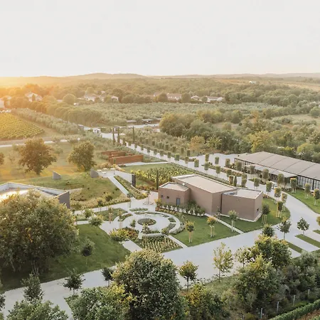 Meneghetti Wine Hotel And Winery - Relais & Chateaux-2
