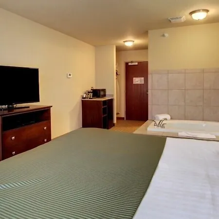Cobblestone Inn & Suites - Bottineau-3