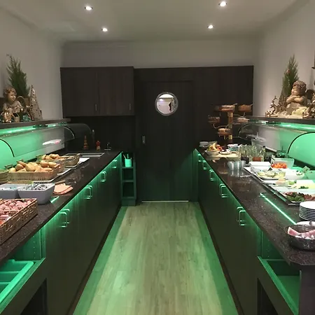 Hotel Acht Linden-3