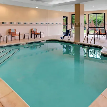 Courtyard By Marriott Anniston Oxford-3