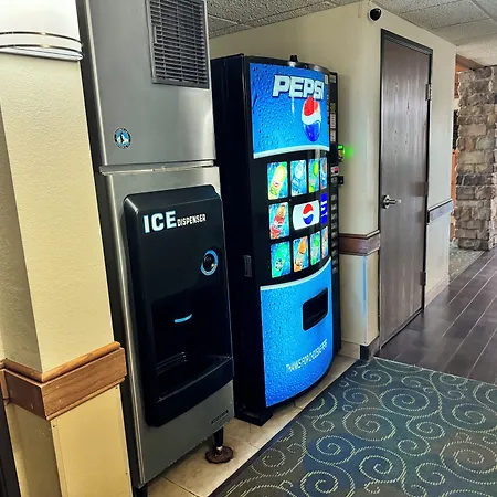Americinn By Wyndham Kewanee-2