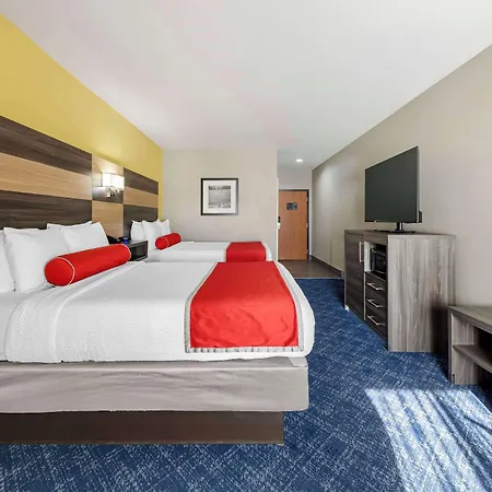 Best Western Plus Midwest City Inn & Suites-3