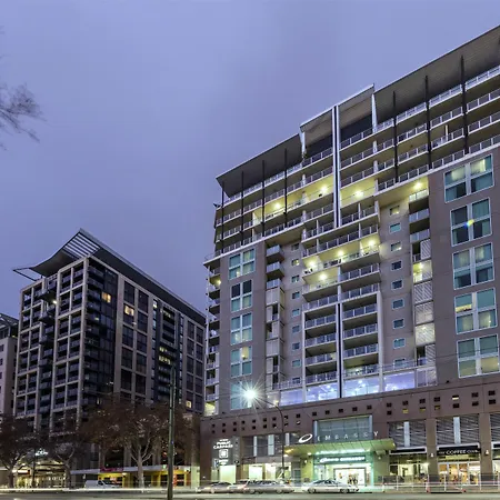 Oaks Adelaide Embassy Suites-3