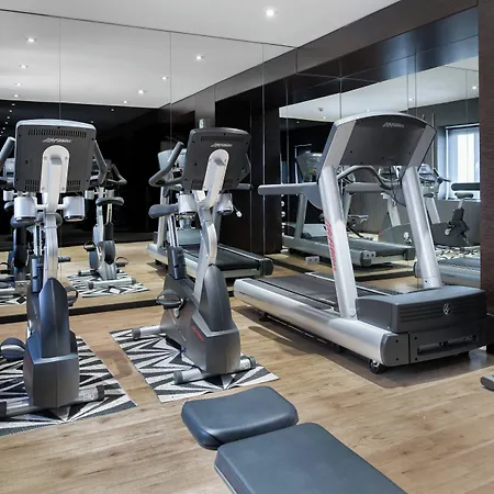 Ac Hotel Carlton Madrid By Marriott-2