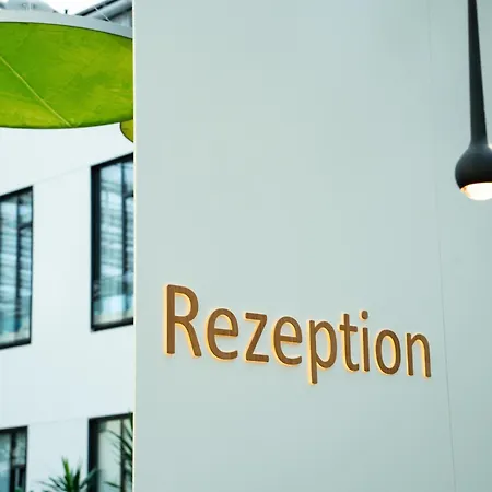 Hotel MOA Berlin-3
