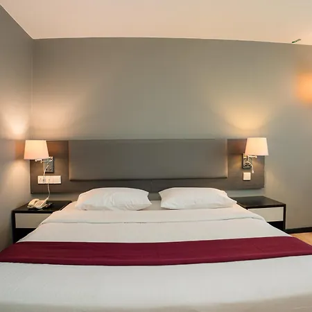 The Pavilion Hotel-3