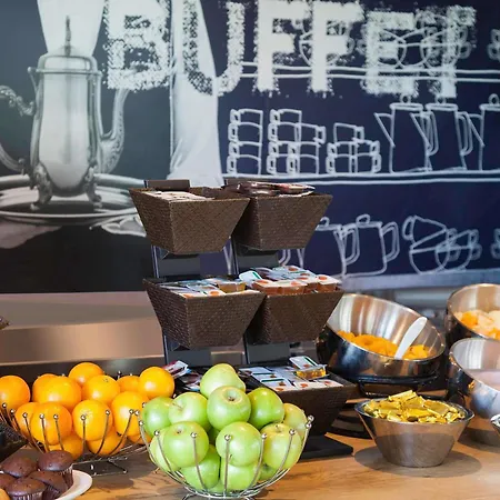 ibis budget Hotel Edinburgh Park-3