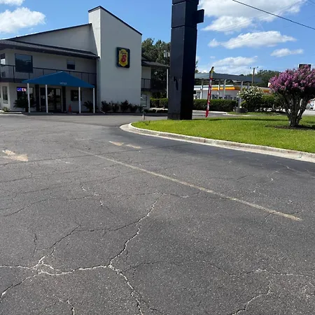Super 8 By Wyndham Richmond Hill-3