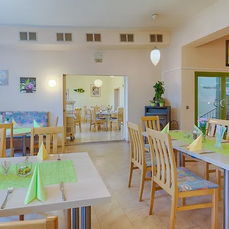 Hotel Am Galgenberg-2