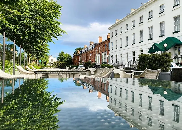 Hampton Hotel