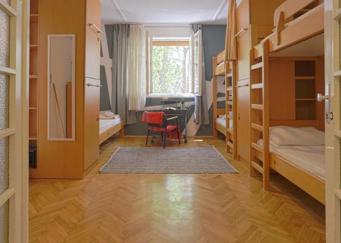 Tchaikovsky Hostel Split