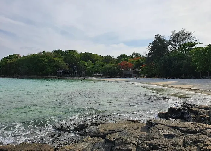 Blue Bay Bungalow