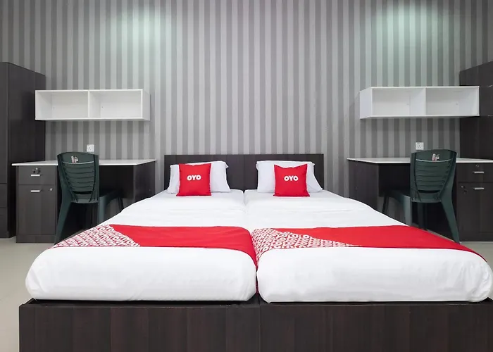 Oyo 90054 Summer Inn