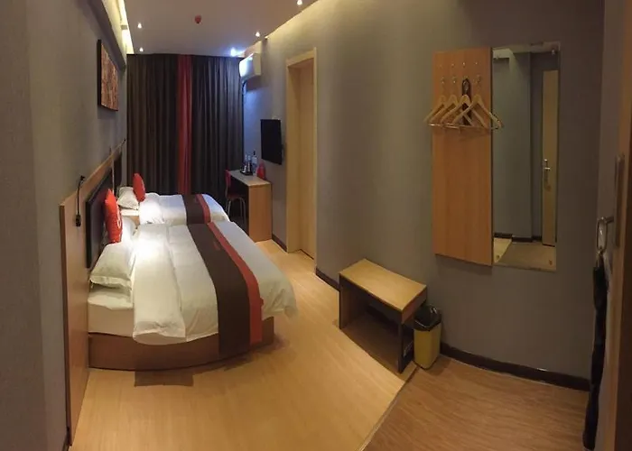 Jun Hotels Dezhou Decheng District Xinhu Park Pedestrian Street