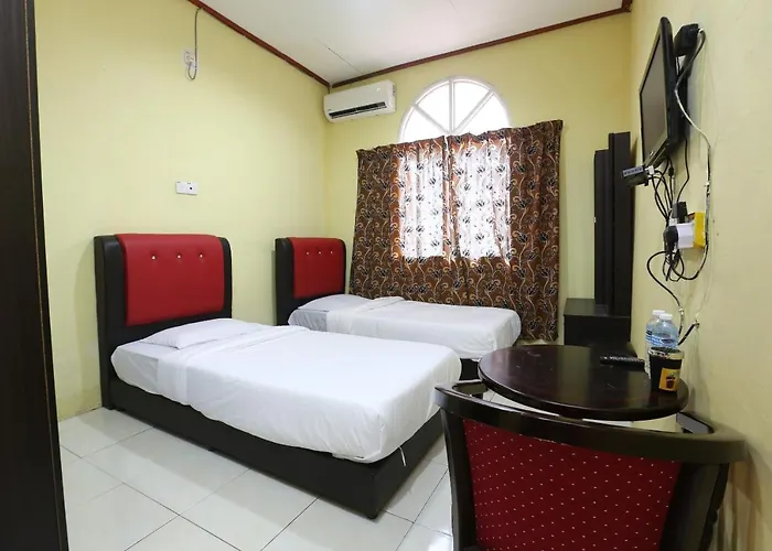 Oyo 89819 Raz Hotel Kelulut